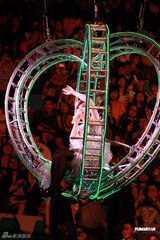 组图：梁静茹演唱会落幕 与表哥同台合唱