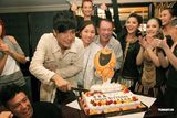组图：古巨基派对过生日 容祖儿Twins到场共贺