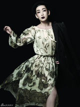 高清图：秦海璐封面蕾丝诱惑 演绎“秦式”柔软硬朗