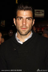 幻灯图集：斯嘉丽舞台剧首演 休-杰克曼等众星捧场