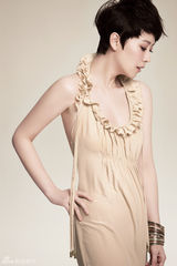 高清组图：海清唯美写真曝光 白裙飘逸似女神