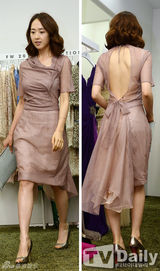 组图：A pink孙娜恩朴初珑站台秀修长美腿