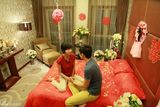 组图：《花非花》曝主演浪漫婚纱照 恩爱默契