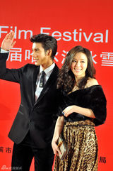 组图：张静初亮相冰雪电影节 获最具商业价值女演员