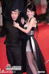 组图：蔡康永七度主持金马奖 搞怪造型盘点