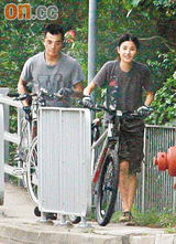 组图：郑伊健蒙嘉慧东京结婚 昔日恩爱照曝光