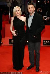 组图：柏林电影节闭幕式红毯 中国女星美艳出挑