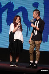 组图：林俊杰获票选人气男艺人 谢谢周杰伦相挺