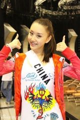 组图：2010环球小姐决赛在即 各国佳丽泳装大合影