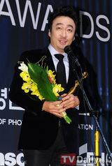 组图：2012GRIME颁奖仪式开幕 金南珠获最佳女主角