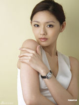 高清图：大S为名表代言 妆容高贵气质典雅