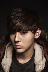 高清组图：韩团NU'EST冬季写真大秀美少年范儿