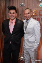 组图：郑伊健古天乐等众星亮相TVB颁奖礼