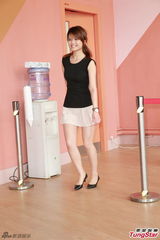 组图：港姐选拔二轮佳丽彩妆亮相变白富美