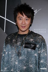 组图：杨恭如拍剧感情空白 孙耀威不拍亲热照