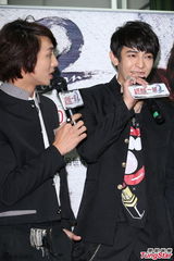 组图：汪东城当人体模特 模仿蒙娜丽莎惟妙惟肖