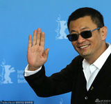 组图：王家卫携柏林电影节评审团亮相