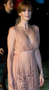 幻灯：《福尔摩斯》伦敦首映 盖-里奇携主演出场