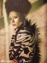 组图：汪峰旧爱绷带装露沟 不祝福章汪恋情