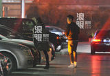 独家：杜淳开李晨跑车携女友吃火锅 传婚期将近