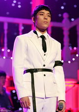 高清图：人气组合2AM新碟首唱 四成员化身白马王子