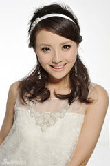 幻灯图：演员孙茜最新写真笑容甜美清新可人