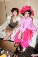 组图：陈奕迅加盟《金鸡》 吴君如秀事业线