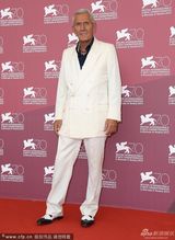 组图：《偷自行车的人》发布会 导演携主创亮相