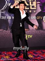 组图：文熙俊殷志源等老牌偶像综艺节目重聚