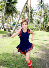 高组图：前超女陈怡日本拍写真 比基尼制服齐上阵