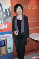 夏雨父子档上阵拍片 24岁星二代露面