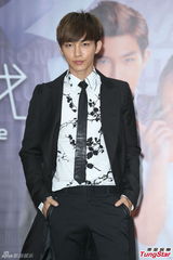 组图：炎亚纶模仿萧敬腾 集邮郭雪芙李毓芬