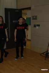 组图：黄贯中开唱未见朱茵 陈豪黄德斌助阵