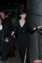 组图：刘嘉玲关之琳斗艳 周慧敏黎姿低调