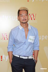 组图:蔡一智等出席活动 蒙嘉慧生日郑伊健送钻饰