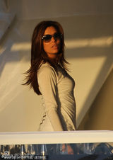 《绝望主妇》伊娃被曝与佩内洛普胞弟热恋 亲密搭肩