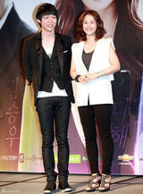 高清图：李多海朴有天等宣传新剧《Miss Ripley》