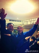 组图：李安剪刀手趣照 最佳导演实为影坛萌主