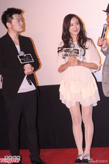 组图：薛啸秋新专辑发布会 娄艺潇美丽捧场