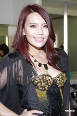 组图：王璐瑶称情欲短信真实 并非借余文乐上位