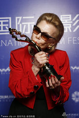 组图：北京电影节闭幕 章子怡十度封后