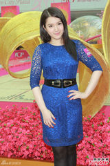 组图：苟芸慧望马年有桃花 盼买房与家人同住