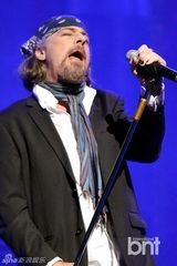 组图：Leif Garrett举办首尔演唱会 献热情舞台