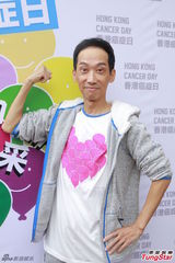 组图：张学友自曝是癌症高危族 张达明分享经验