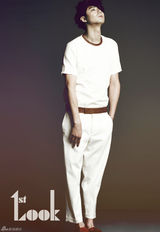 高清组图：韩星赵仁成杂志写真铁丝缠身展男人魅力