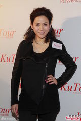 组图：宣萱认离开无线身价升 拒演雷同角色