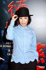 组图：汪明荃生日罗家英送香吻 马不停蹄宣传粤剧