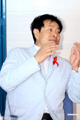 组图：王宝强成预防艾滋病关爱大使 回顾打工经历