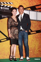 组图：任达华惠英红温碧霞加盟英皇电影艺人部