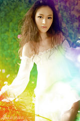 幻灯图：战一梦幻写真曝光 告别火辣转型甜美女孩 